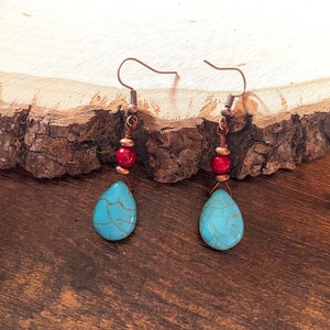 Naturally Turquoise teardrop earrings, Turquoise drop earrings, Retro earings, turquoise dangle earrings, jewerly trend, gift for women