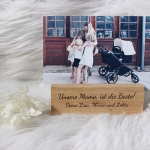 Fotohalter aus Holz mit Wunschtext, Muttertag, Kartenhalter, individuelle Gravur, personalisiert, beste Mama, Kinder, Geschenkidee, Buche