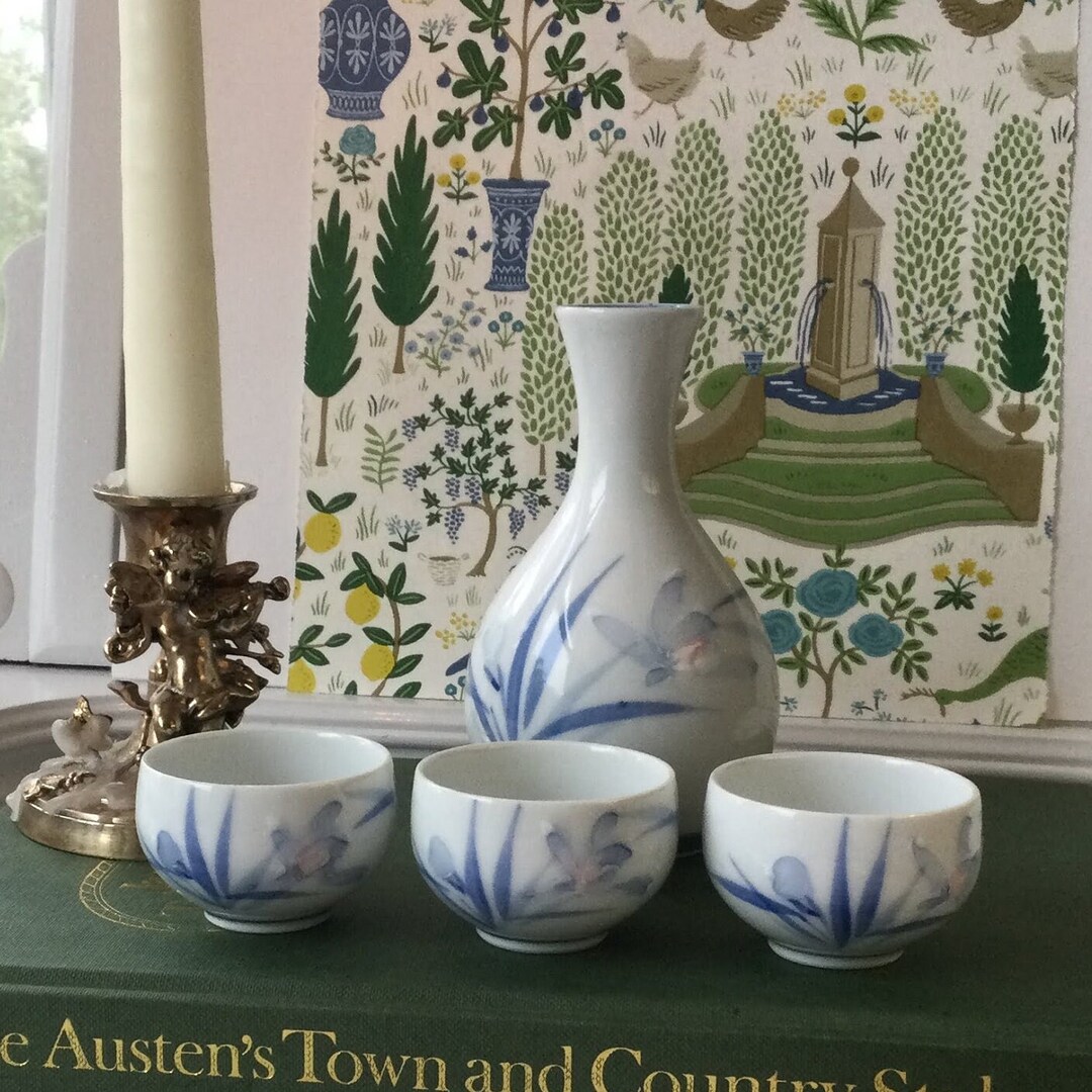 Vintage Sake Set Made in Japan Different Kanji Symbols on Etsy