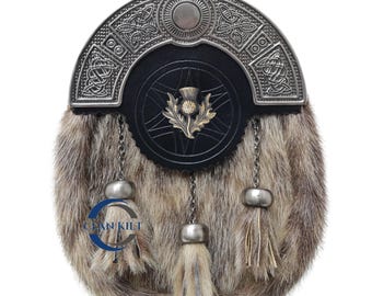Scottish Kilt Sporran for Men - Premium Handcrafted Cowhide Leather Bag - Antique Finish Celtic Cantle with Clan Badges and Chain Belt