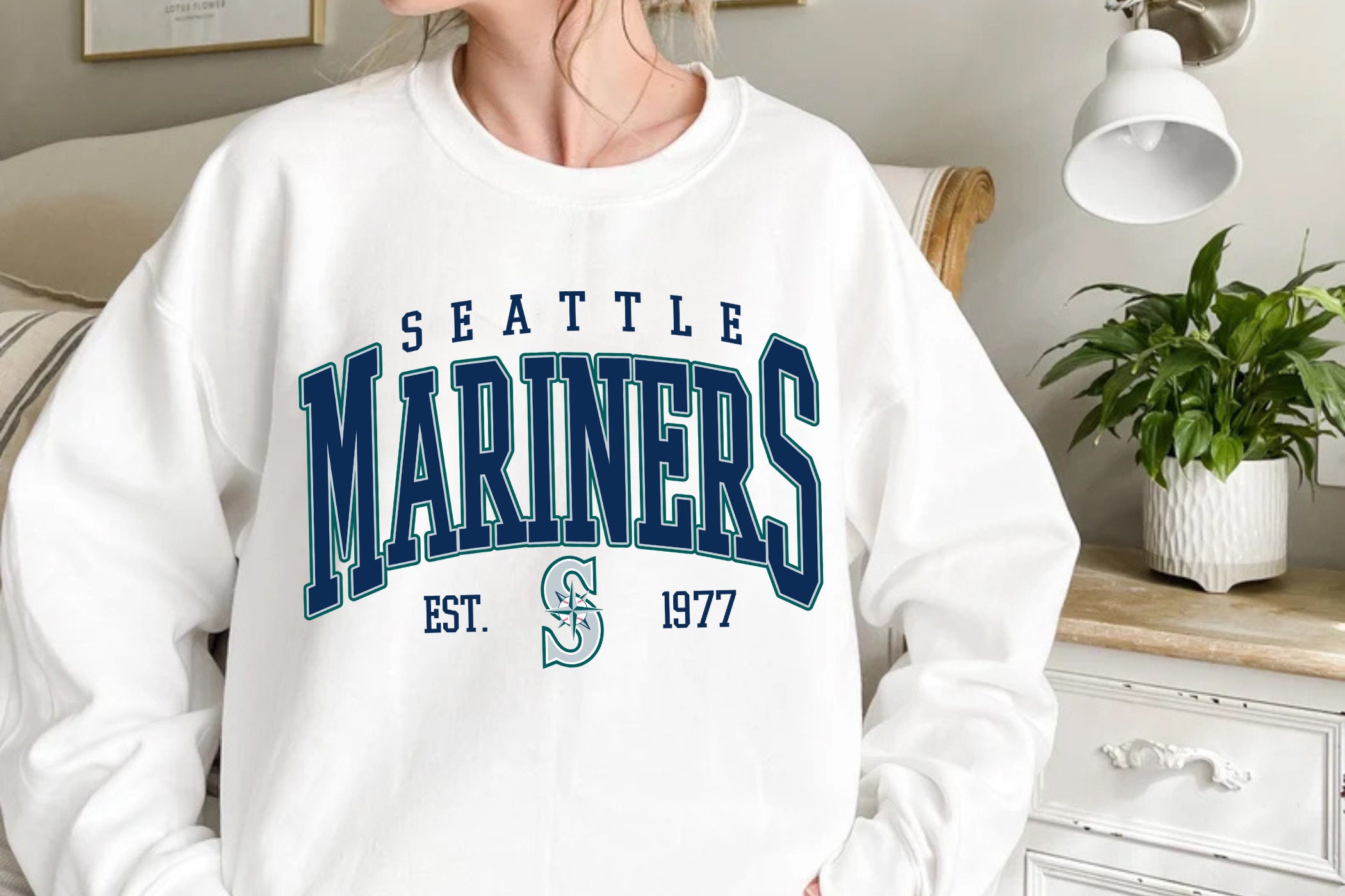 Crewneck - Etsy Crewneck - Etsy