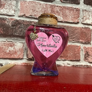 Amortentia Decorative Love Potion Bottle LARGE - Color Changing Halloween Decor