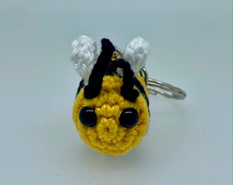 Porte-clés abeille au crochet fait main