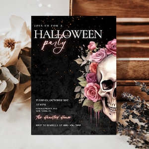 Invito modificabile per una festa di Halloween per adulti Invito per una festa in costume di Halloween Modello di invito con teschio gotico Invito di Halloween stampabile