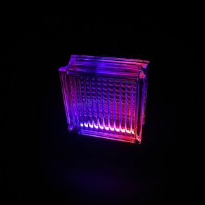 Glasblock-Tischlampe The Brick Bild 6