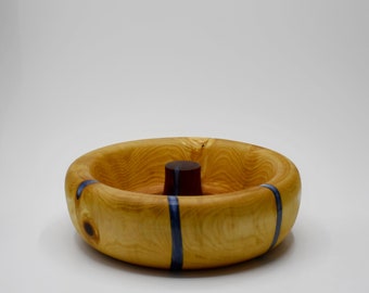 Cascanueces de madera de enebro