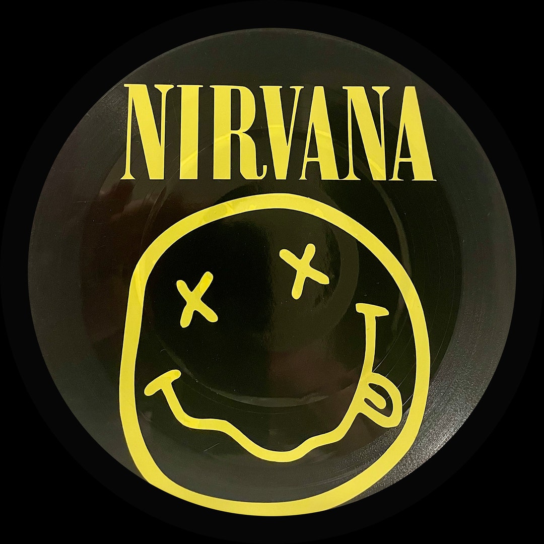 Nirvana Smile ミニテーブル インテリア  cobain T il_1080xN.4452680915_8eg3.jpg
