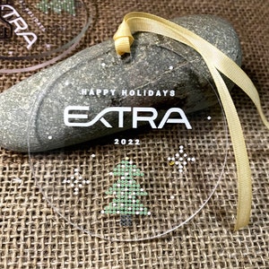 Personalized Acrylic Christmas Tree Favor: Bulk Wedding Ornaments