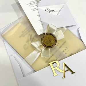 Hochzeitseinladungs-Set Goldfolie Acryl, 1 mm Gespiegelt Goldfarbene Einladung+Detailkarte+RSVP Karte (Glanzfolie)+Weißes Papier und Band+Wachs Siegel