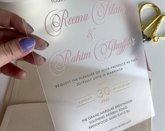 Acrylic Wedding Invitation: Elegant Minimalist Design
