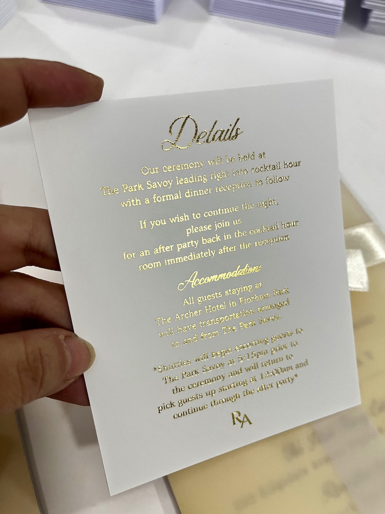 Ensemble d'invitations pour mariage en acrylique, feuille d'or, faire-part 1 mm en or miroir carte détaillée carte RSVP feuille brillante papier blanc et ruban cachet de cire image 6