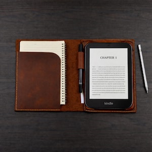 Personalized Kindle paperwhite cover, Leather Kindle cover, Kindle Oasis case, Kindle paperwhite 11th case, Kindle 11th gen case
