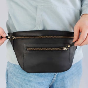Women belt bag,Waist bag for women,Leather belt bag,Hip bag for women,Leather hip bag,Bum bags for women,Leather belt pouch image 10