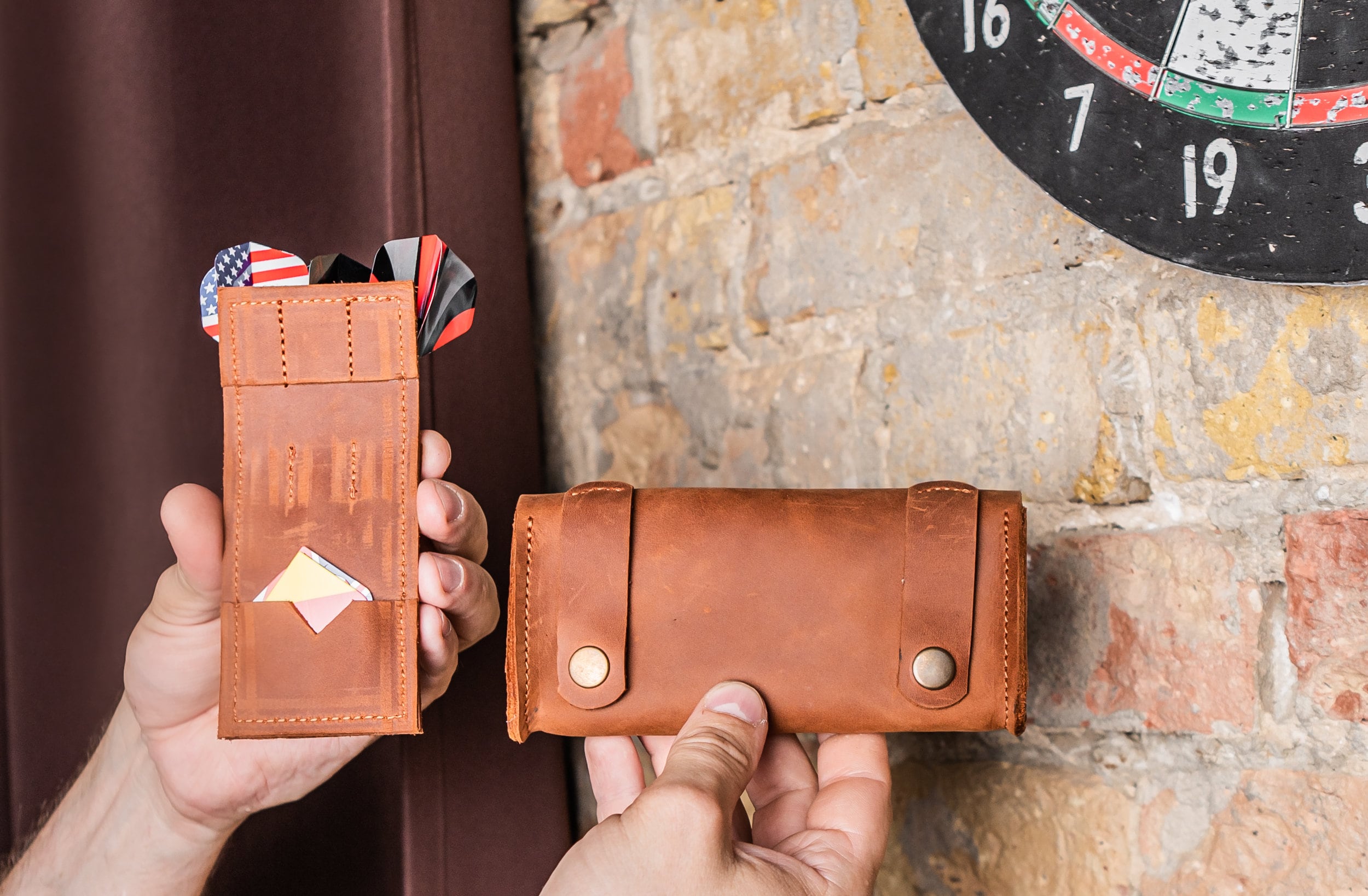 Leather dart case,Leather dart wallet,Personalized dart wallet,Darts set case,Dart player gift,Darts set holder,Gift for darts player