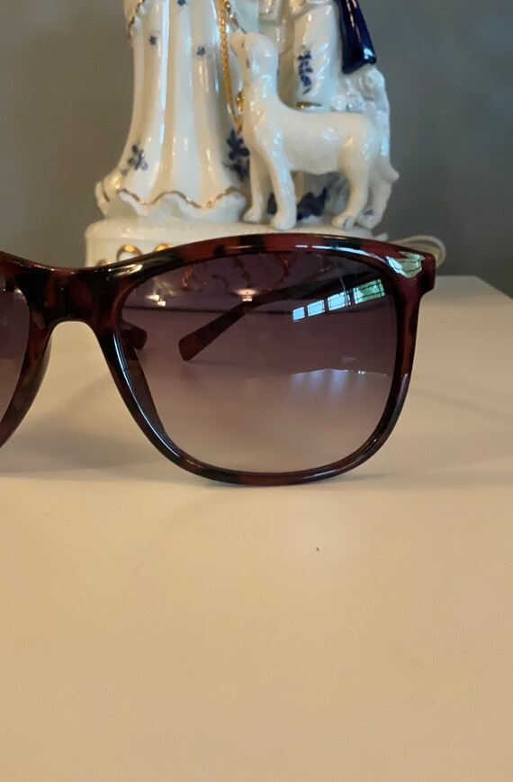 Vtg oversized sunglasses huge Brownish purpleish … - image 3