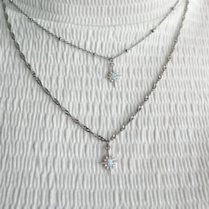 SILVER Opal Nordstjärnehalsband • Elegant Opalhalsband • Mors dag-present • Opalstjärnehalsband • Himmelshalsband • Födelsedagspresent till henne bild 7