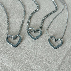 Heart Shaped Love Necklace for Girlfriend • Gift for Wife • Minimalist Heart Jewelry • Silver Heart Pendant Necklace • Mother’s Day Gift