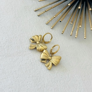 Dainty Ribbon Bow Huggie Hoop Earrings, Minimalist Gold Bow Hoops, Graduation Gift, Hypoallergenic Earrings for Women - Friendship Jewelry