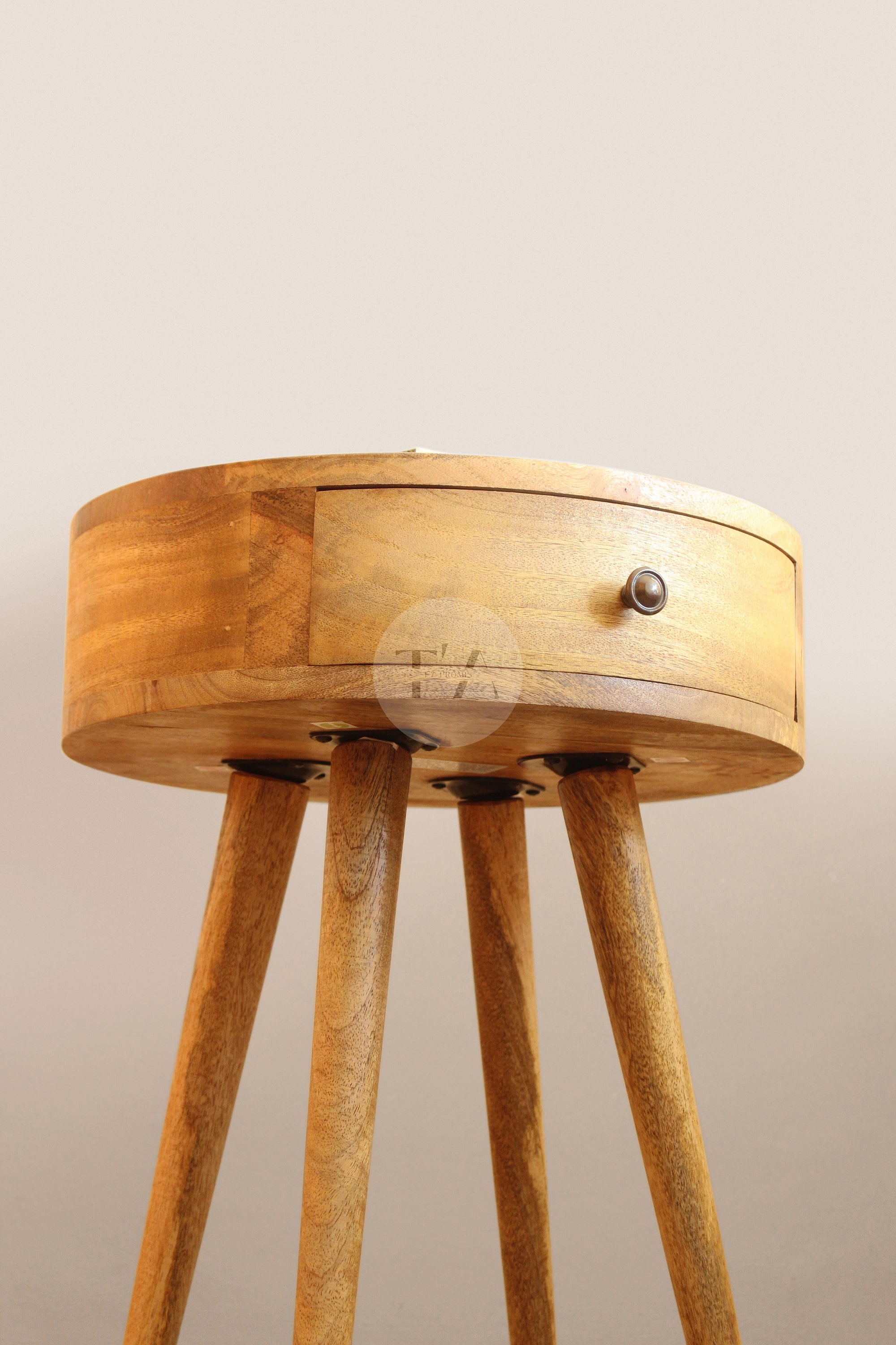 Runder Beistelltisch Holz mit Schublade • Holz Schlafzimmer • Runder Beistelltisch • Runder Nachttisch • Beistelltisch Eiche-Stil