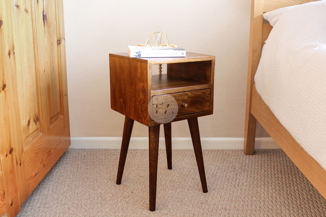 Bedside wooden table discount