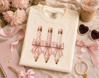 Kokette Lehrer Bleistift PNG, Rosa Schleife Bleistift Clipart, Nettes Lehrer Sublimationsdesign, Girly Klassenzimmer PNG, Aquarell Lehrer Grafik