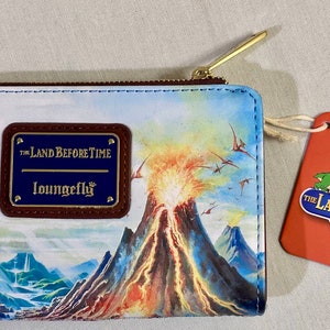 2022 LoungeFly The Land Before Time Wallet New with Tags