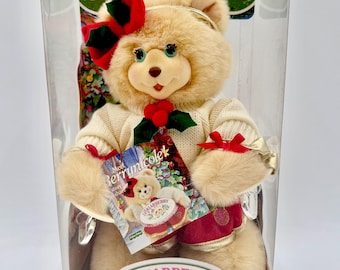 Sarahberry NEVER OPENED 1999 Fisher Price Briarberry Collection