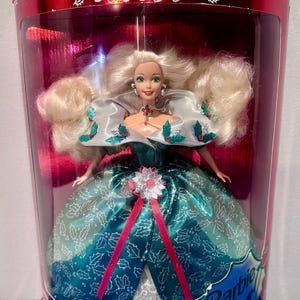 1995 Vintage Mattel Happy Holidays Special Edition Barbie New in Box