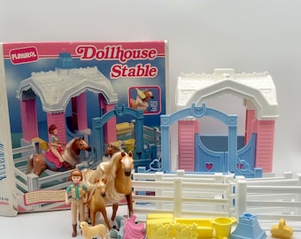 Vintage 1994 Playskool Dollhouse Stable #1659 in Open Box Complete