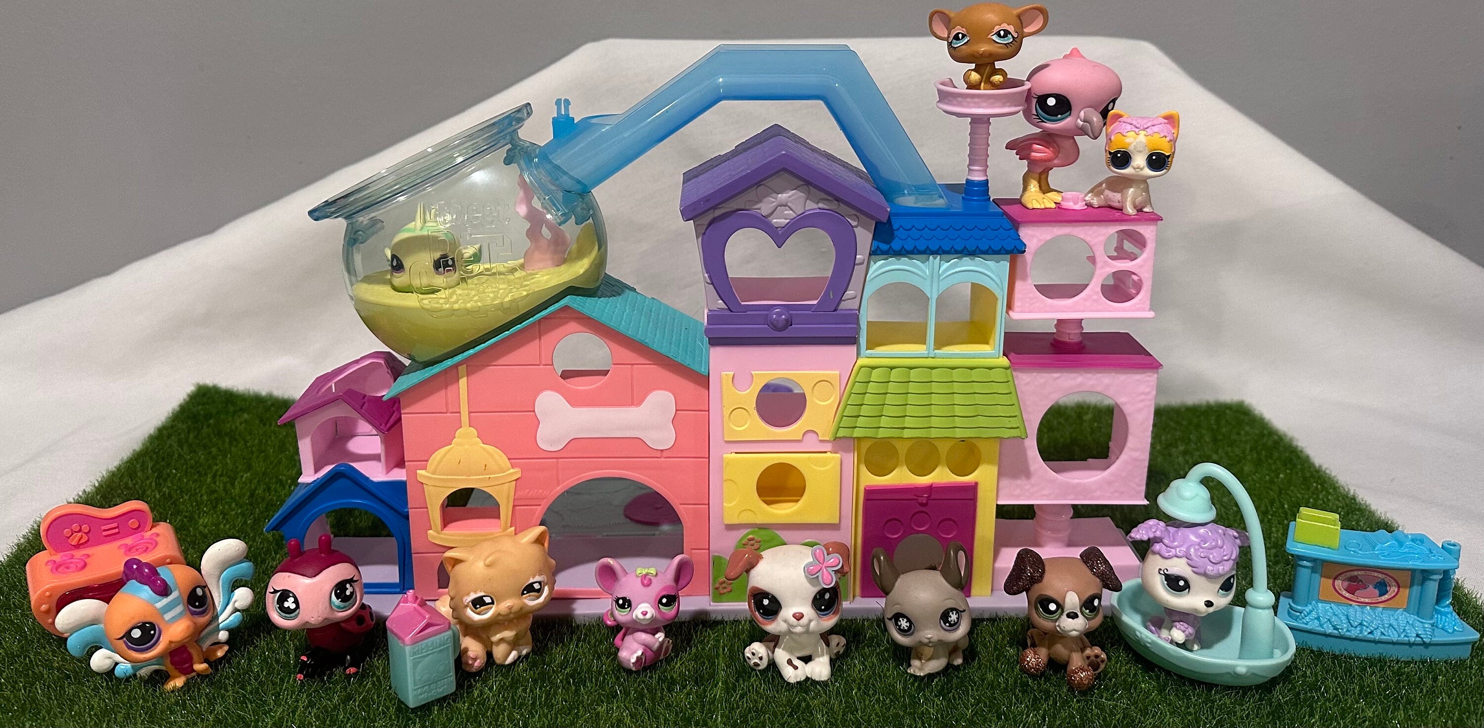 Hasbro 2017 the Littlest Pet Shop Pet Ultimate Apartments Playset With 12 Pets accessories Etsy UK