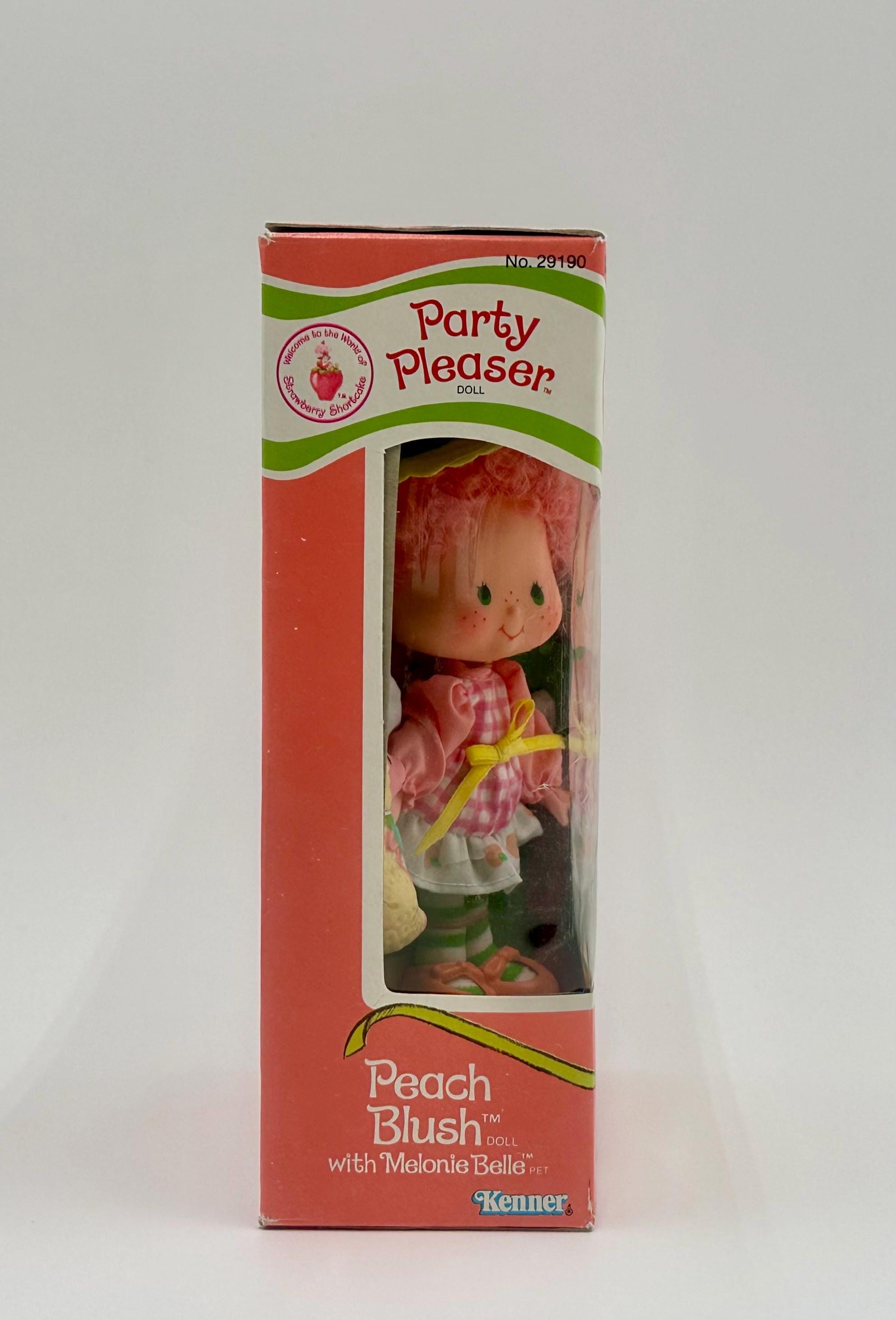 Figurine Pop Charlotte aux fraises #138 pas cher : Charlotte aux fraises