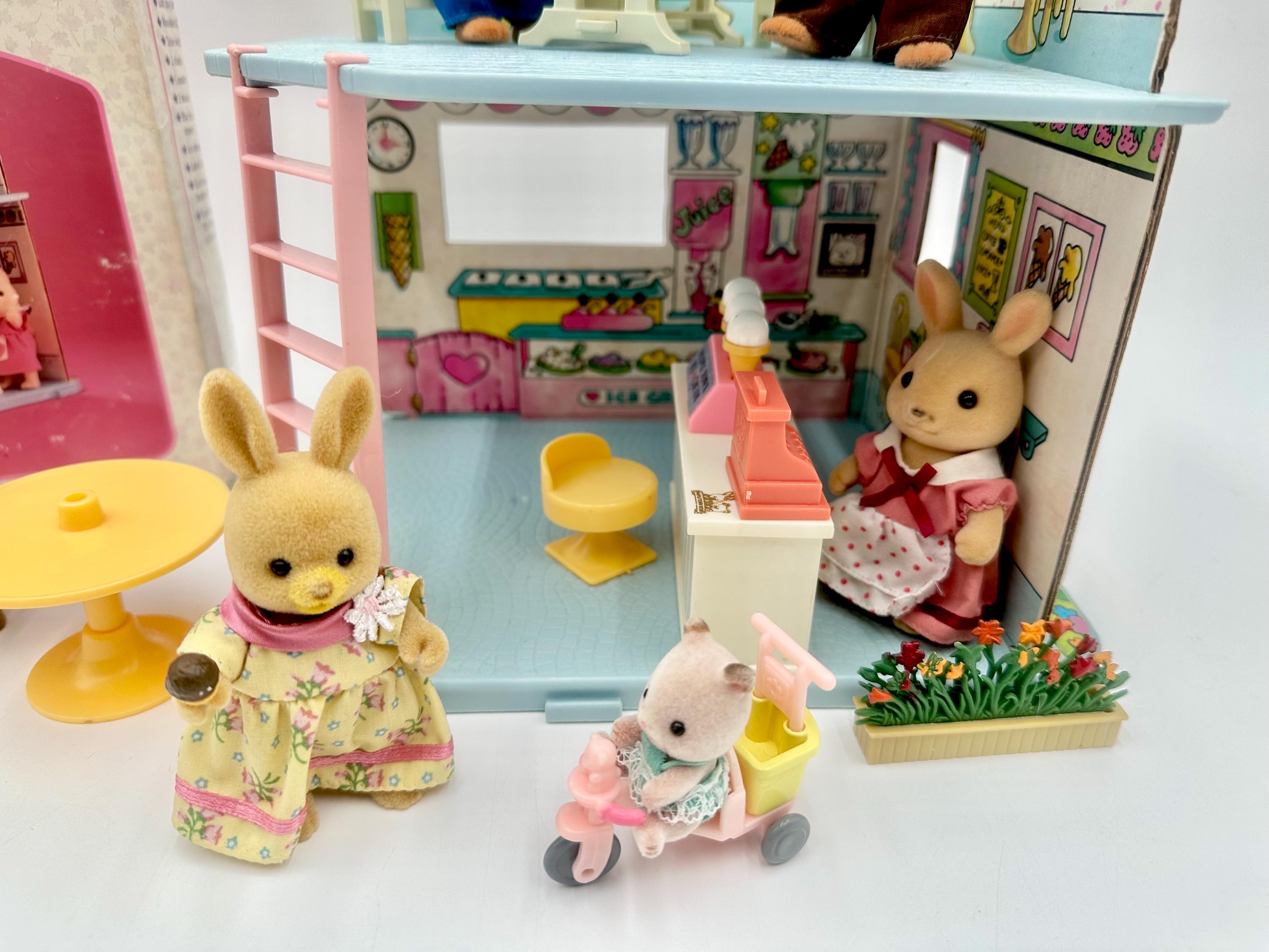 Vintage 1988 Tonka Maple Town Ice Cream Shop in Open Box No.7146