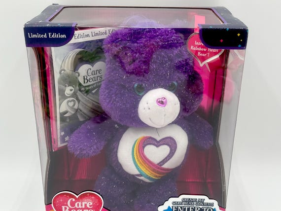 2017 35th Anniversary Limited Edition 13 Inch Rainbow Heart Bear
