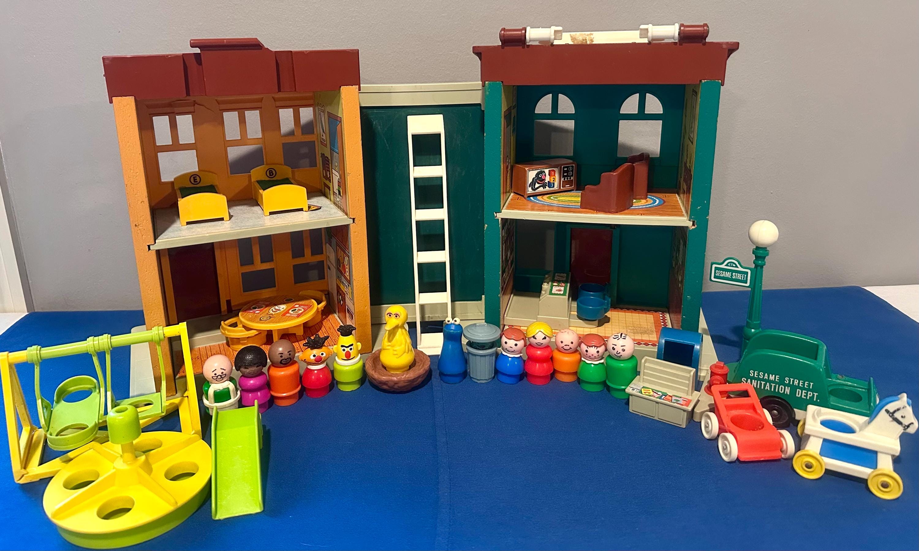 Vintage 1975-78 Fisher Price Little People Sesame Street