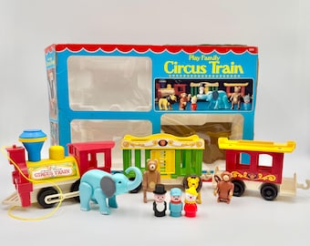 Vintage Fisher-Price Play Family Circus Train #991 Complete with Box
