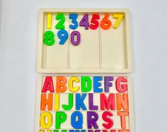 Familia de juegos Fisher-Price vintage n.° 923: letras y números escolares