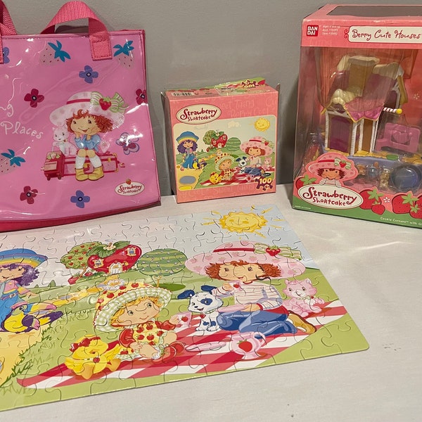 Lot Charlotte Aux Fraises - Berry Happy Home (1983) Par Kenner, Avec Accessoires