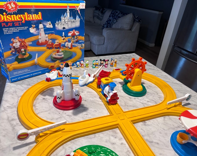 Vintage 1986 Playmates Disneyland Playset IOB Complete Etsy