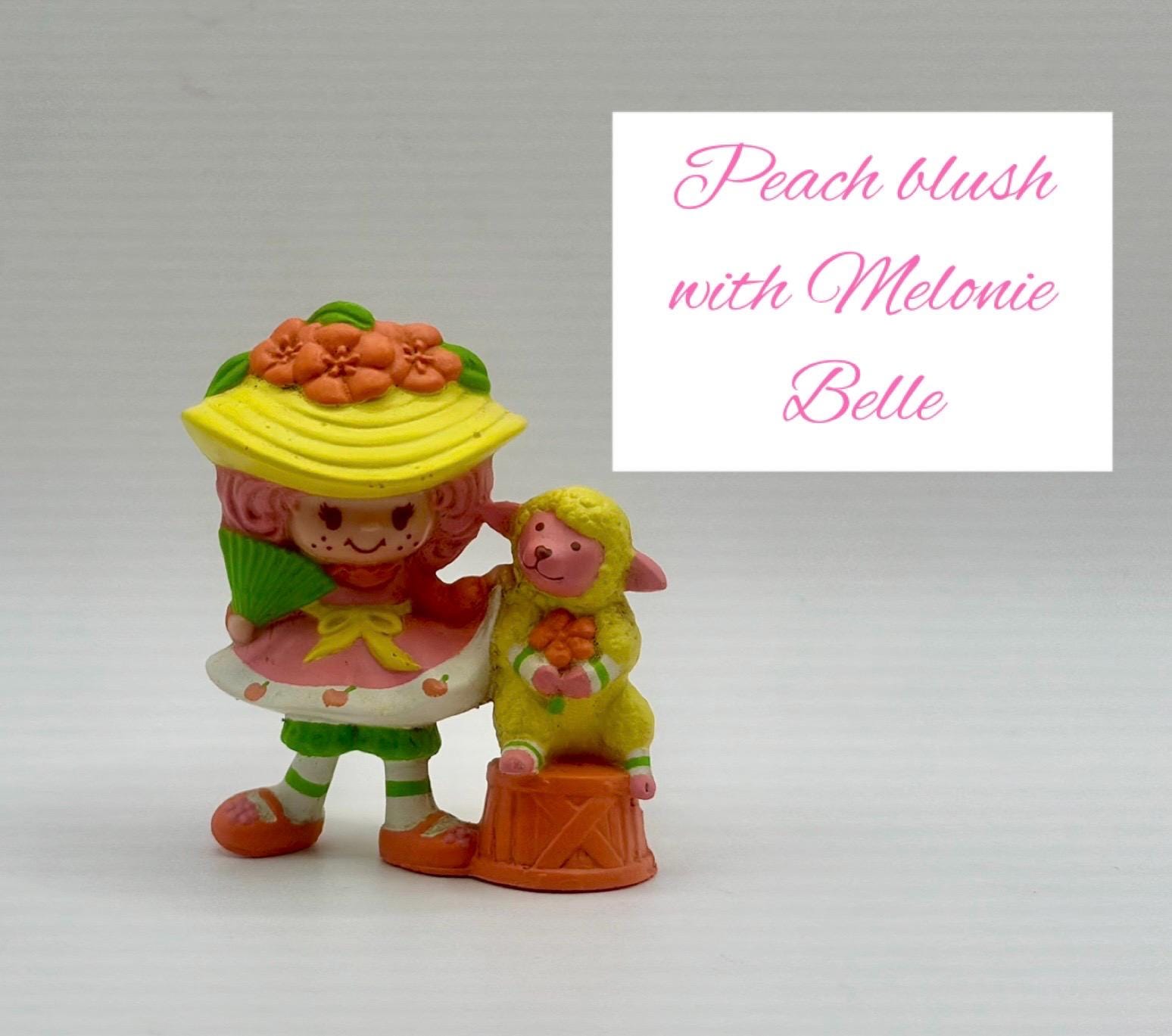 Vintage 1984 Strawberry Shortcake Strawberryland Miniatures Peach 