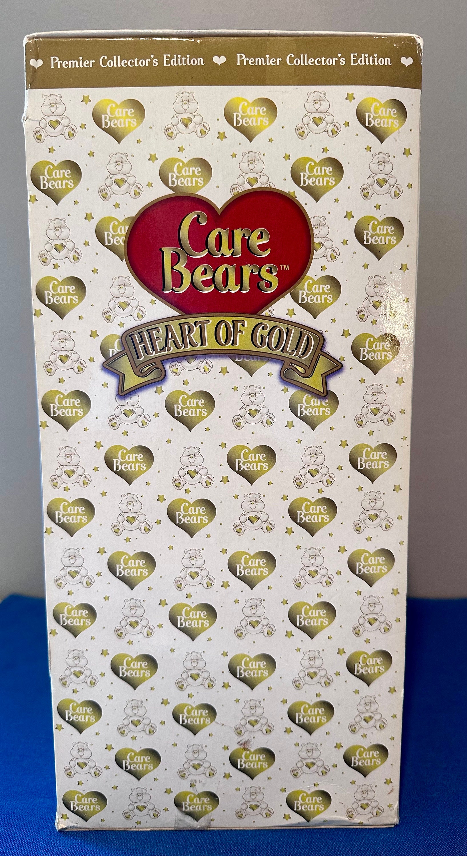 【新品】Care Bears Heart of Gold プレミアコレクターズ Care Bears Heart of Gold Bear (White) Collectors Edition