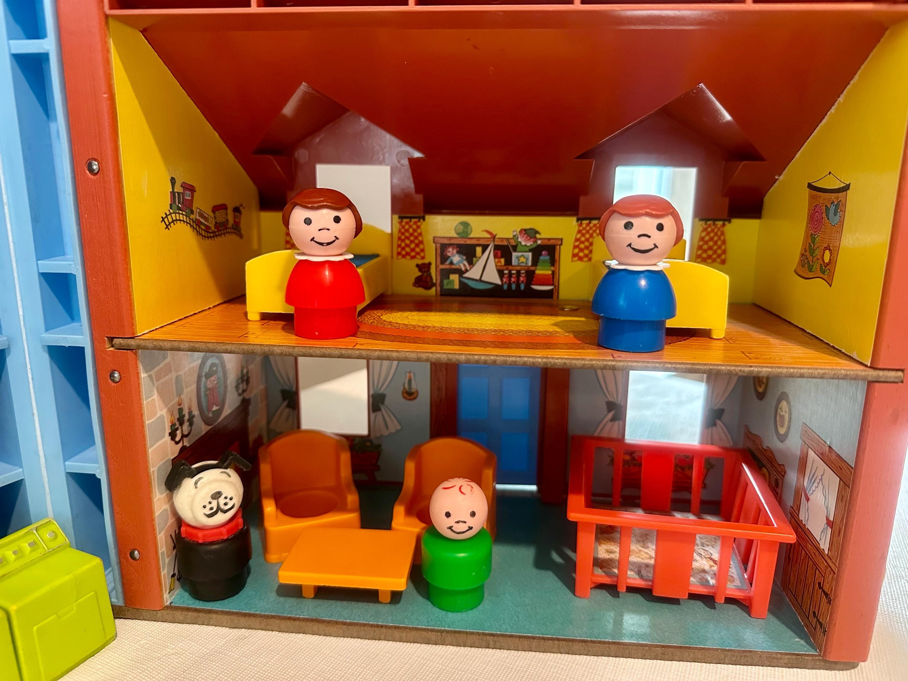 VINTAGE 1975 FISHER-PRICE PLAY FAMILY A-FRAME #990 HOUSE