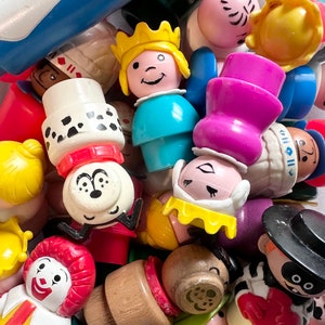 Vintage Fisher-Price Little People *Pick Your Own #4 of 6 Listings Specialty People/ Circus, Westerners, Royal Family ….ect