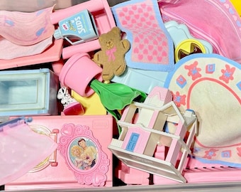 Maison de poupée Playskool vintage des années 1990, meubles/accessoires n° 1 sur 2 annonces