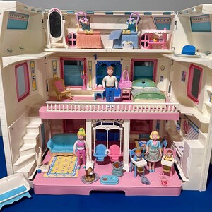 Fisher price dream dollhouse 1993 hotsell
