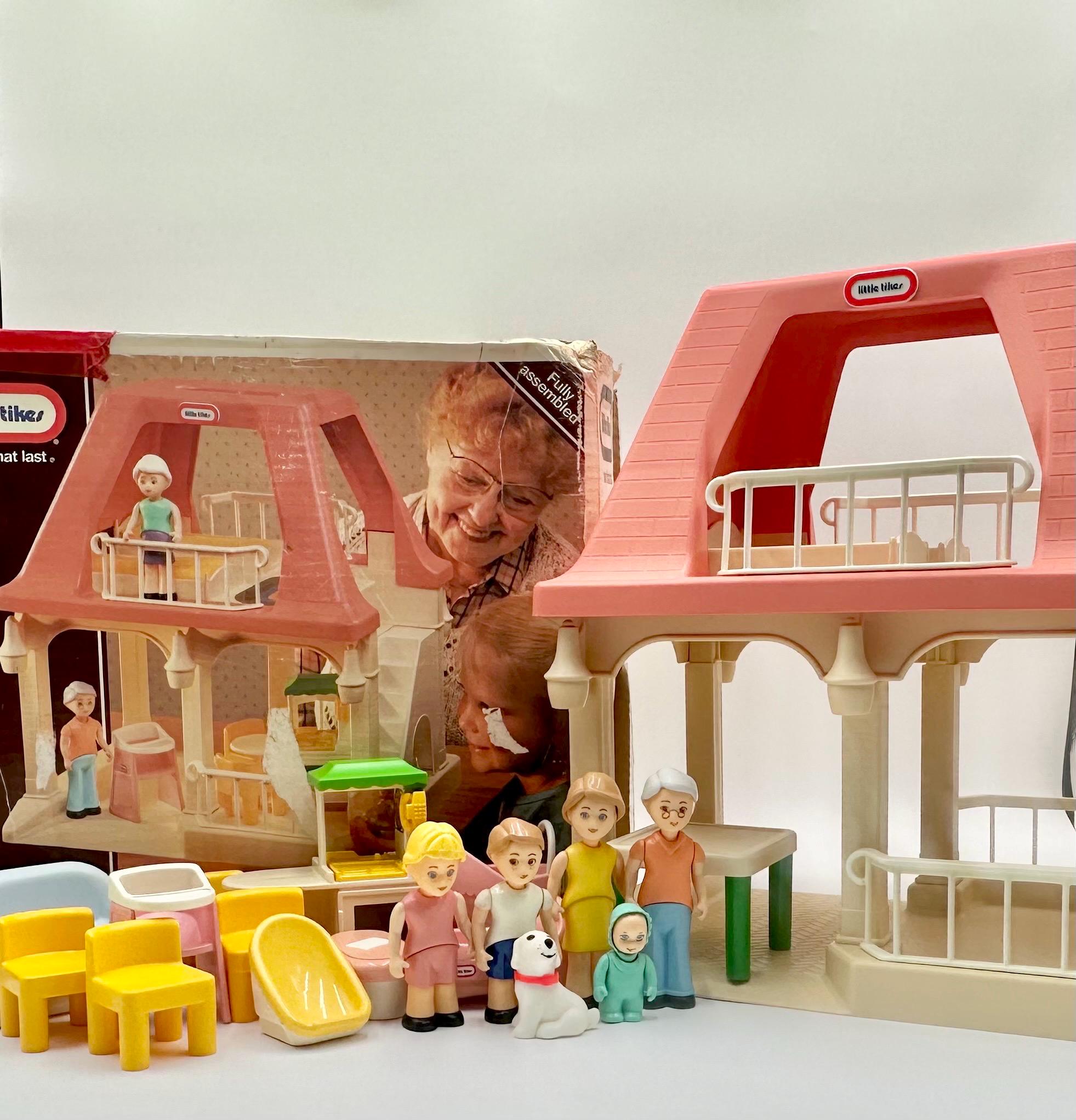 Vintage 1990 Little Tikes Grandma’s House with Box -Furnished #5570