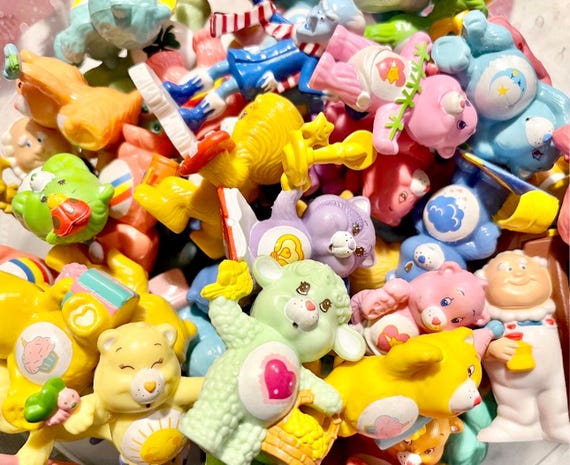 【まとめ売り大歓迎】ケアベア ぬいぐるみ　ヴィンテージ　レア　レトロ　カラフル 1980年代のヴィンテージ ケアベアとケアベア・カズンズのPVC製