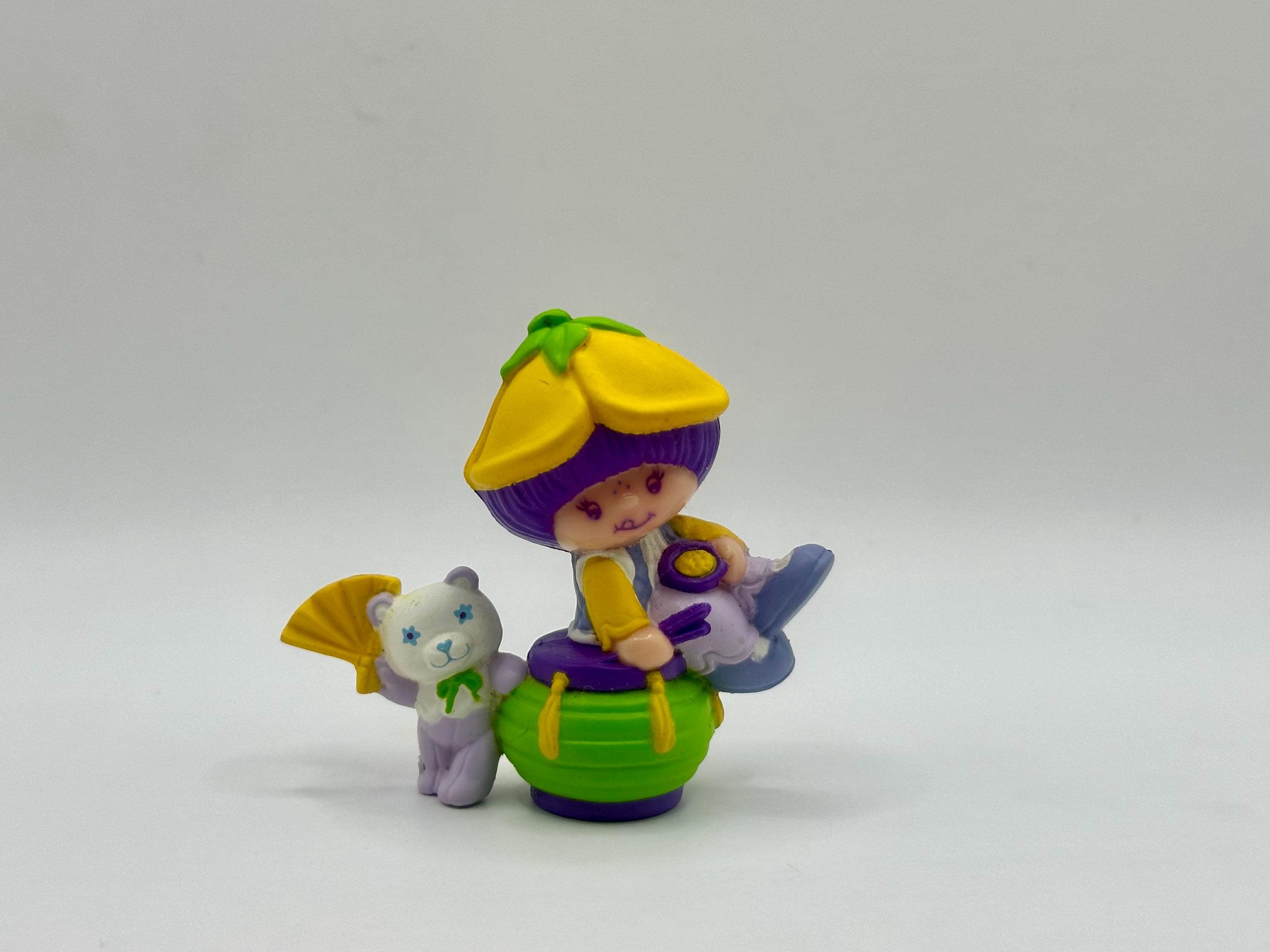 Vintage 1984 Strawberry Shortcake Strawberry Land Miniature