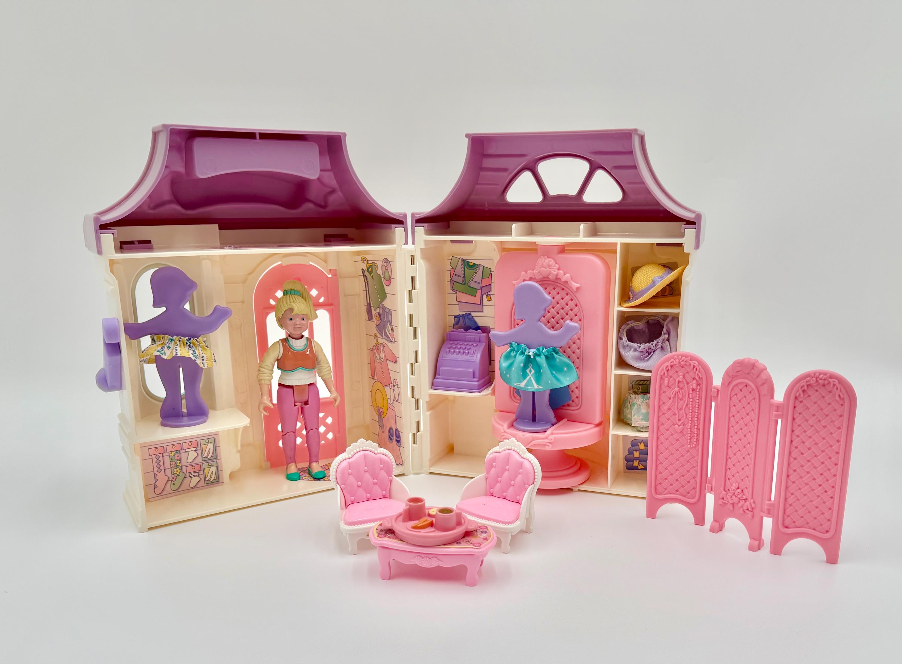 ドールハウス　ランウェイ＆ステージ Vintage 1990s Fisher-price Dream Doll House Village Dress Shop No