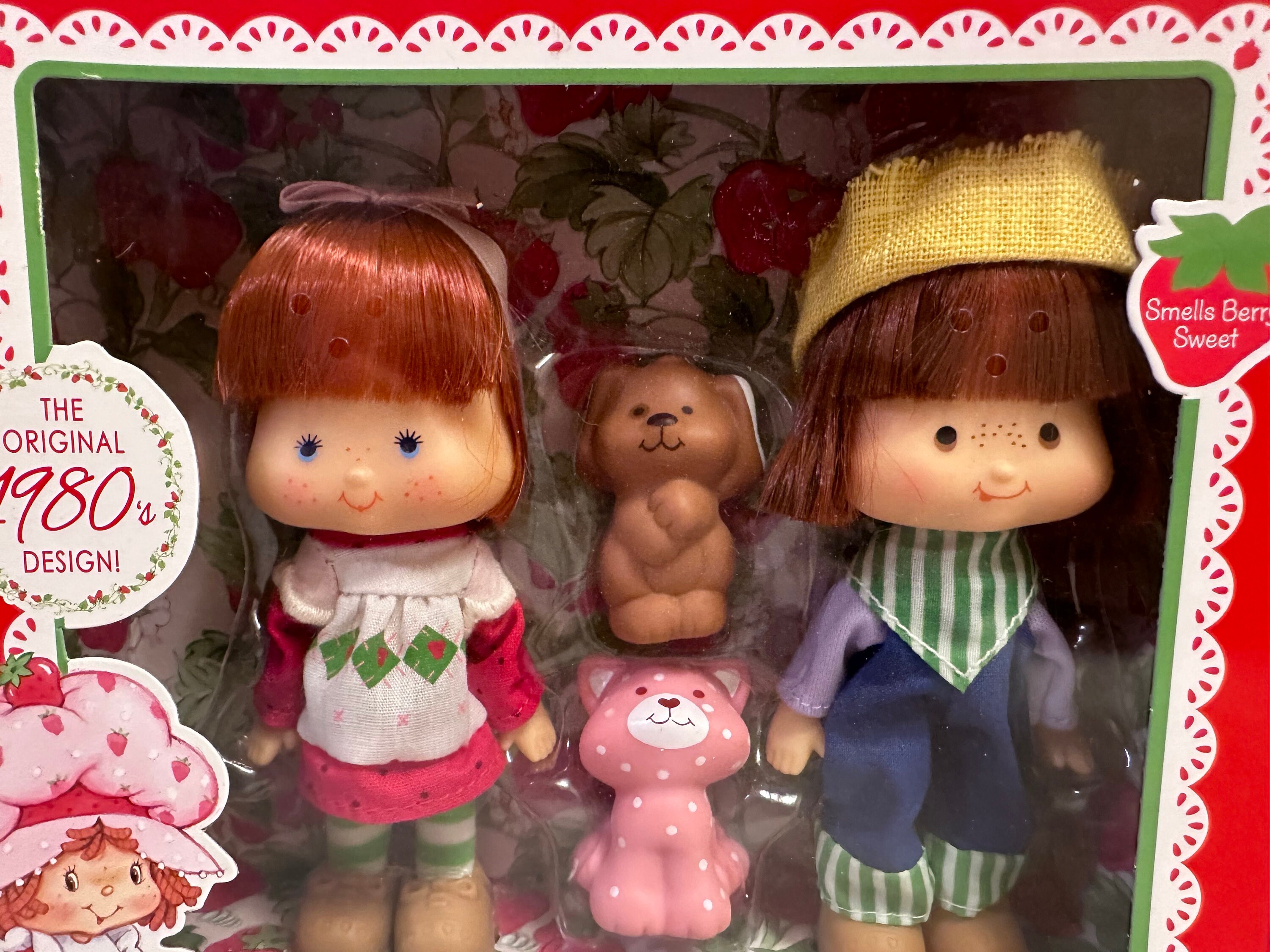 Buy 2016 Strawberry Shortcake and Huckleberry Pie With Pets