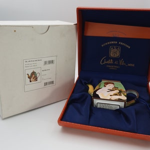 Charlotte Di Vita MBE Lady with Cat Teiera ornamentale Edizione n. C285